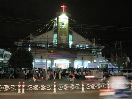 Nhà thờ Xóm Thuốc, Tp Hồ Chí Minh