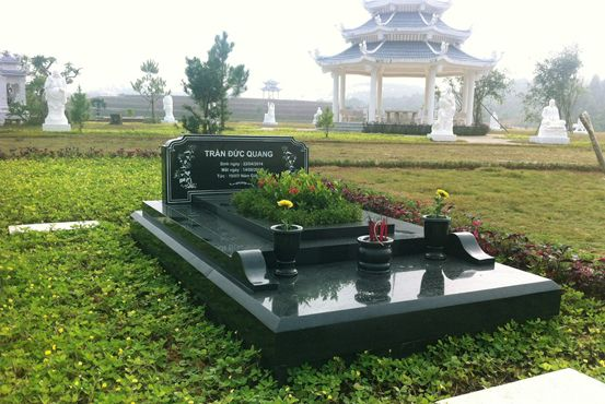 Mộ Đá Hoa Cương tại Bình Phước: Sự Kết Hợp Hoàn Hảo giữa Bền Vững và Thẩm Mỹ mộ đá hoa cương