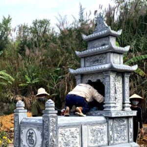 Mộ đá ba mái – Mẫu mộ đá truyền thống đẹp, uy nghi - Mẫu 22