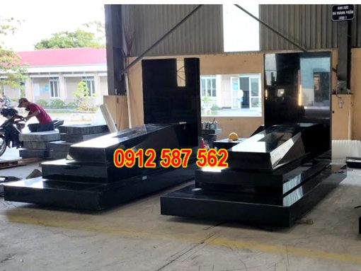 Mẫu mộ granite màu đen sang trọng, thiết kế đẹp phổ biến hiện nay