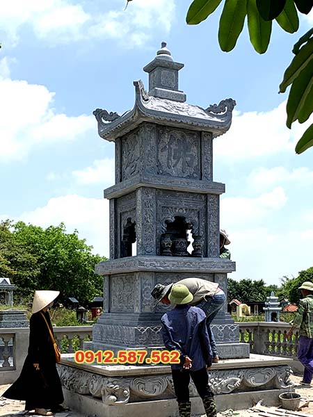 Mộ tháp đá vuông 3 tầng đẹp chạm khắc hoa sen tại Ninh Bình