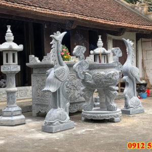Mẫu linh vật chim hạc bằng đá, chạm khắc tinh xảo, biểu tượng cho sự thanh cao và trường thọ